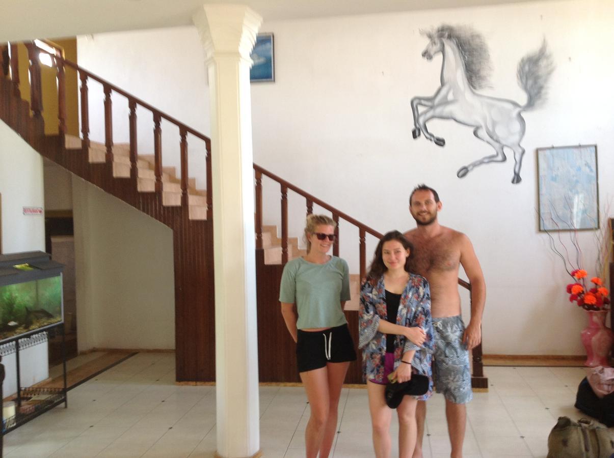 Ninnada Beach Hotel Маравіла Екстер'єр фото